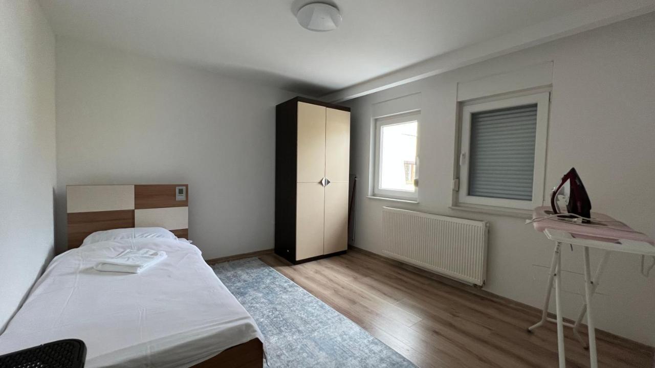 Ilidza Luxury Apartment ซาราเยโว ภายนอก รูปภาพ